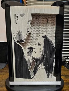 by Tammy Groepper Sonksen, Two Tone fold